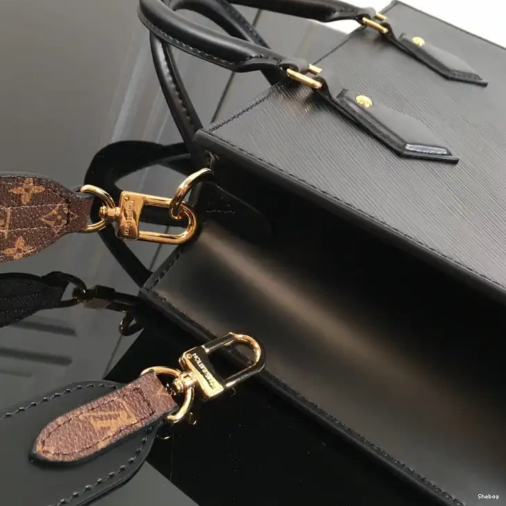 LV 2112FY0030 Bag 0803